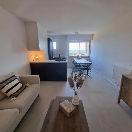 2 Chambres Vue Directe Sur Les Falaises Apartment Agde